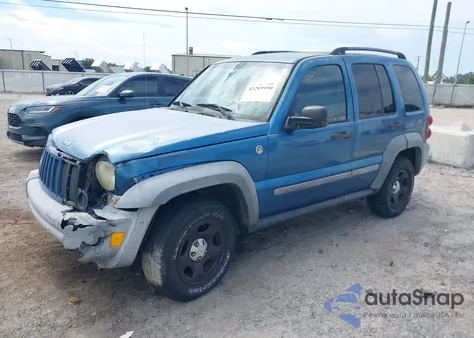 2005 Jeep Liberty Sport из США, поврежденный, VIN 1J4GL48K45W695228